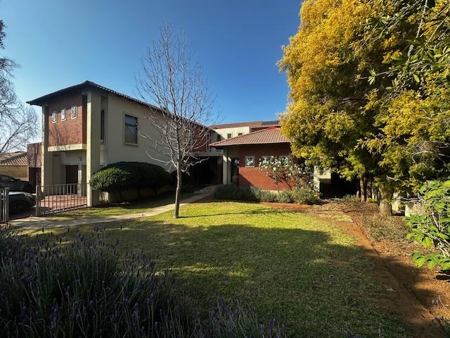 4 Bedroom Property for Sale in Woodland Hills Free State